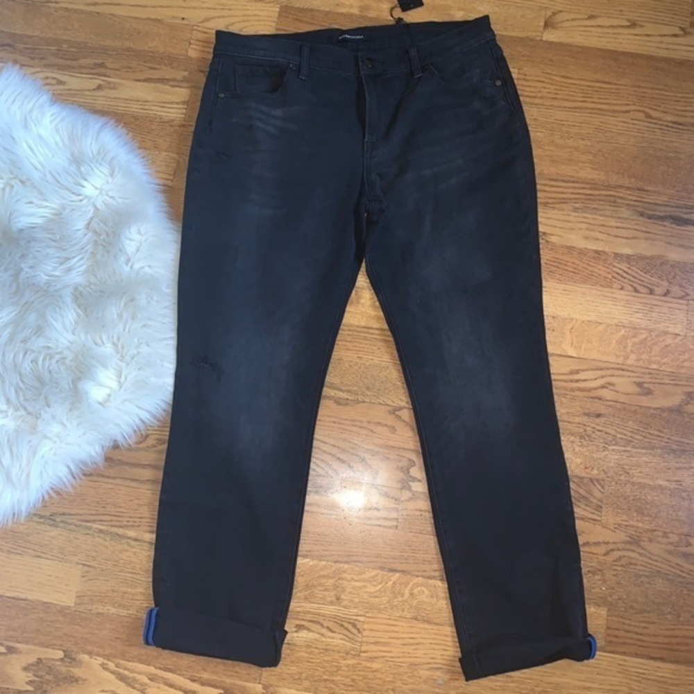 BCBGmaxazria distressed black denim jeans size 31